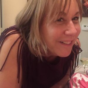 Meet your Posher, Frances